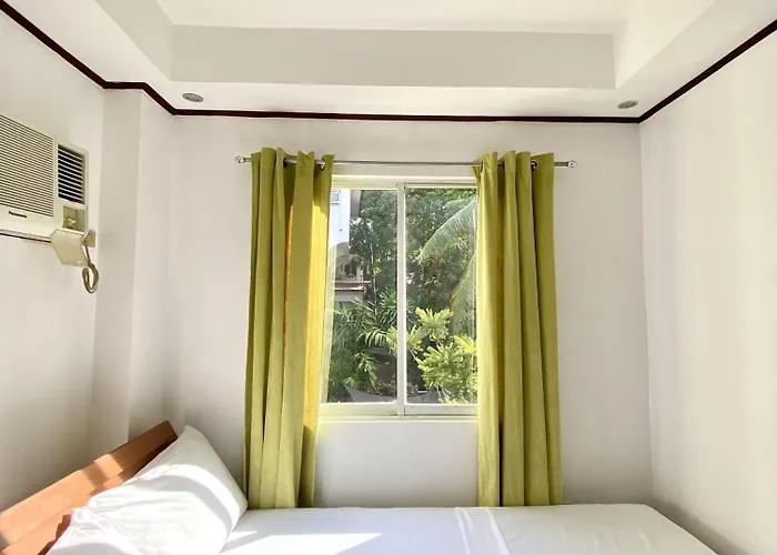 Lady L Apartelle Boracay